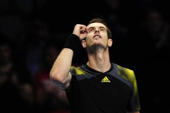 Murray of Britain celebrates defeating Berdych of Czech Republic in their men''s singles tennis match at the ATP World Tour Finals in London