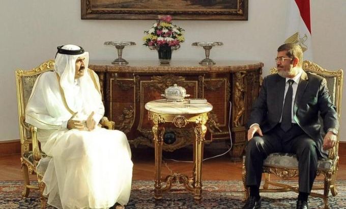 Egyptian President Mohamed Morsi meets with Emir of Qatar