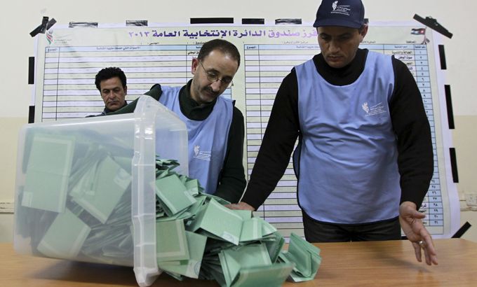 Government loyalists seen winning Jordan vote