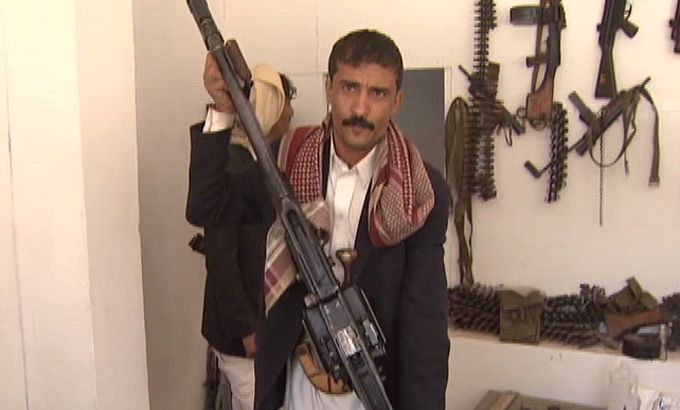 Yemenis refuse to put down their guns