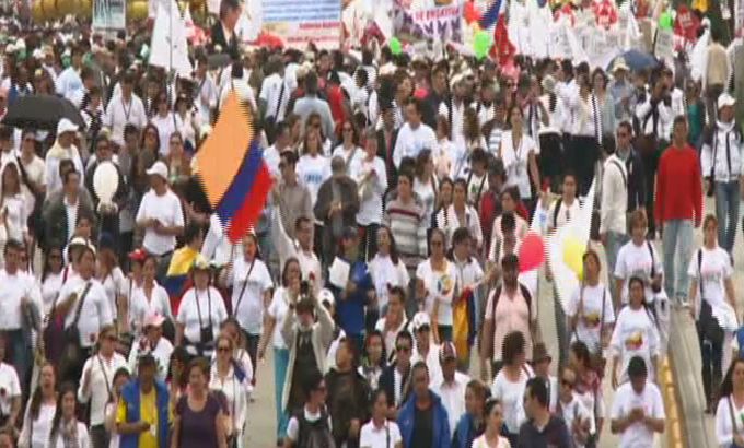 peace march held for govt and farc talks