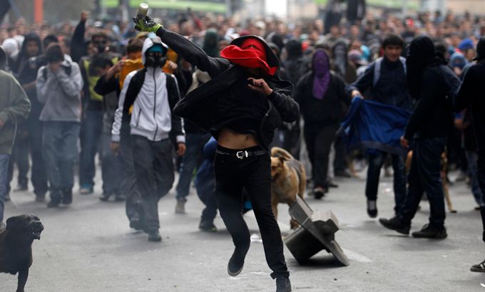 Chile clashes