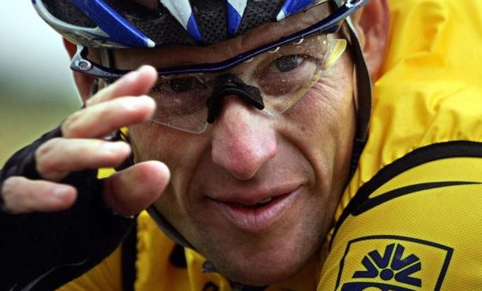 CYCLING-TDF-ARMSTRONG