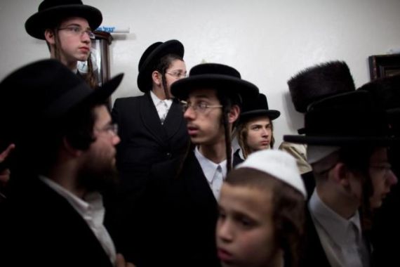 Ultra Orthodox Jews Inaugurate a Torah Scroll