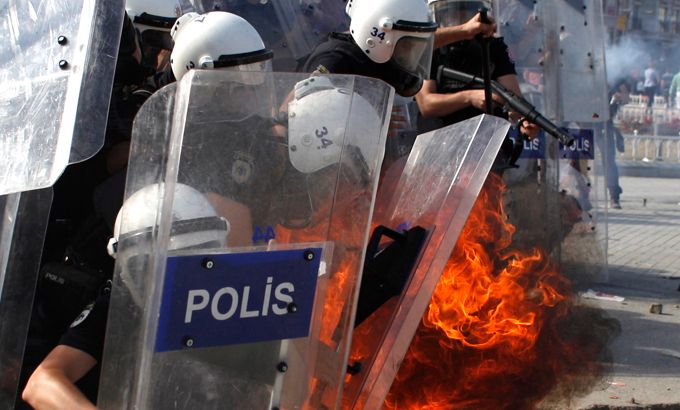 turkey police taksim square fire