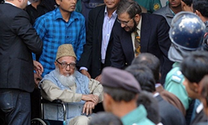 Bangladesh waiting the verdict amid protests