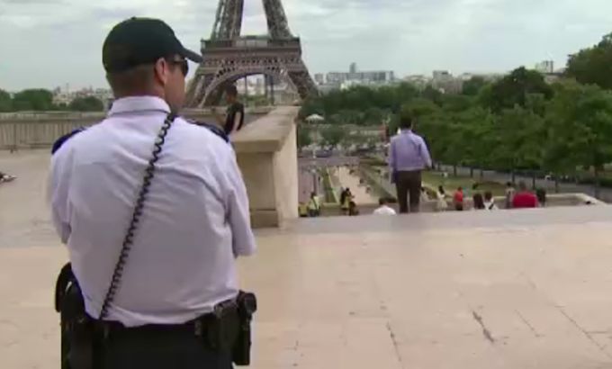 Paris security increased after surge of crime