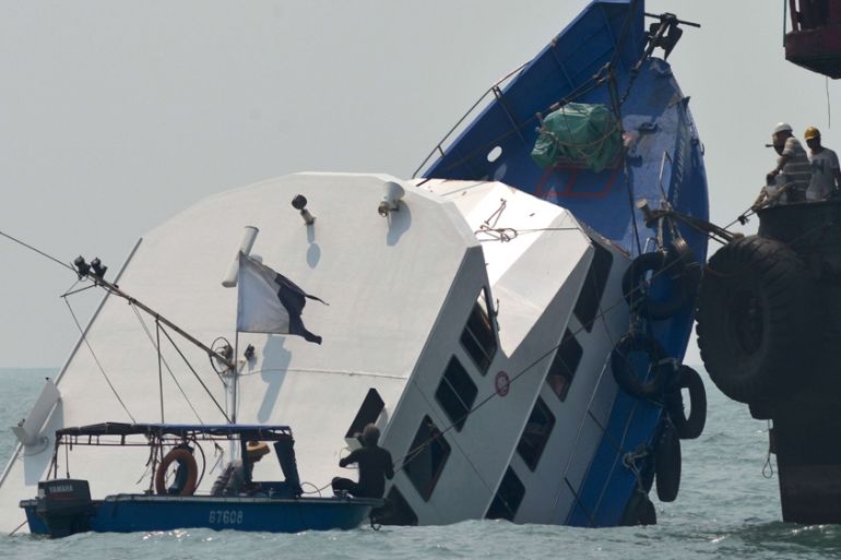 Hong Kong ferry crash