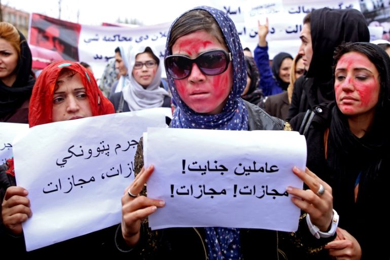 Afghanistan woman burned protest