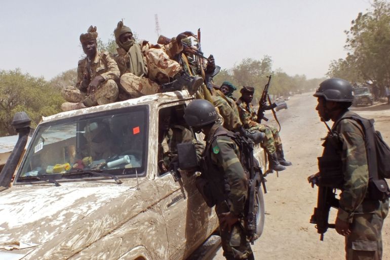 Nigeria cameroon soldiers