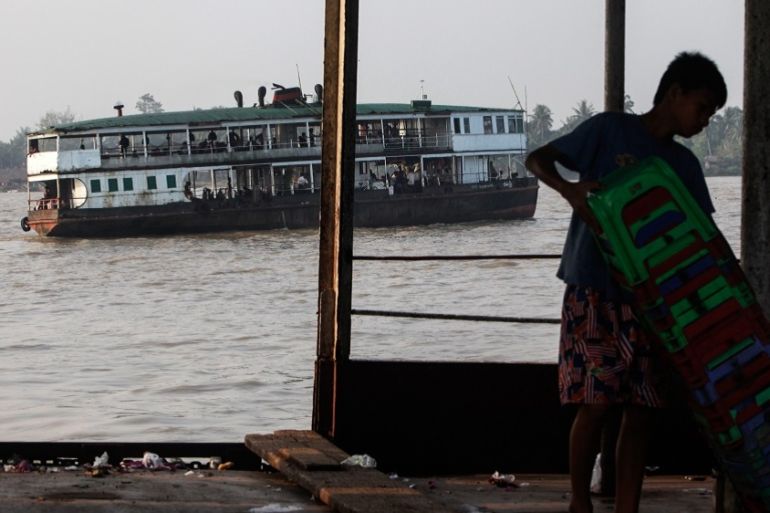 Ferry capsize - Myanmar