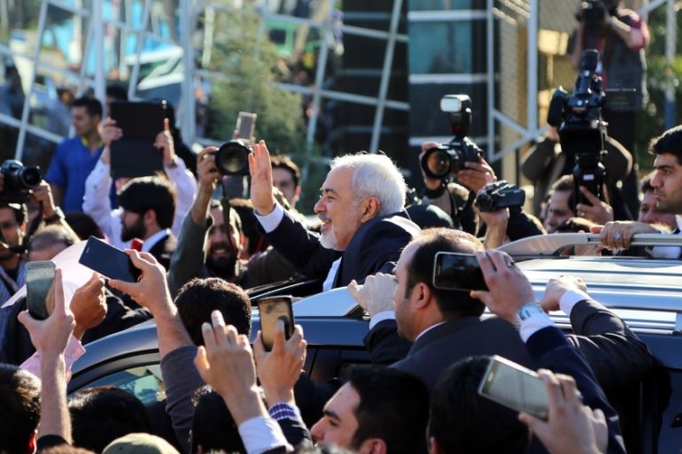 Iran''s nuclear negotiating committee arrive in Tehran [Getty]