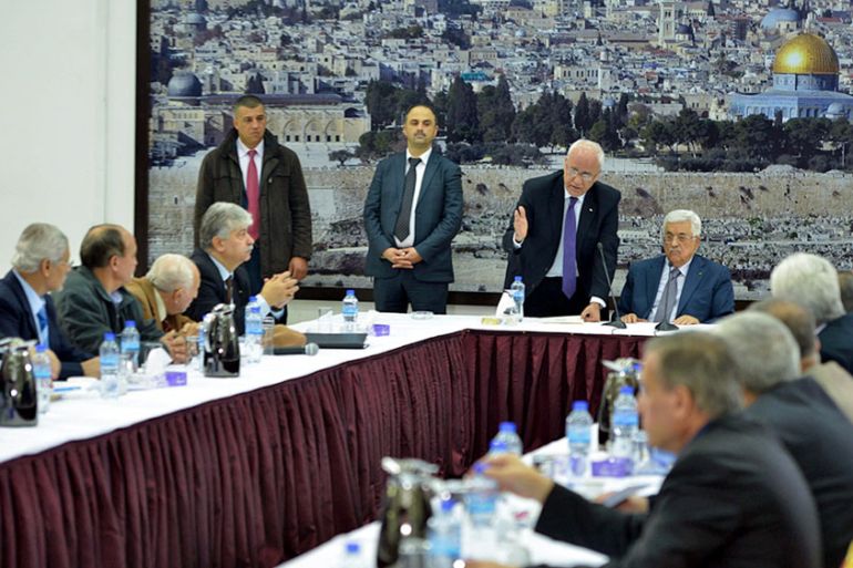 Palestinian President Abbas signs international treaties in Ramallah