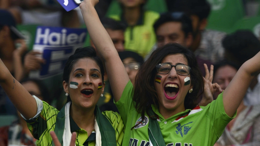 A capacity crowd of 27,000 turned up for the fixture, the first in Pakistan since 2009 [Getty Images]