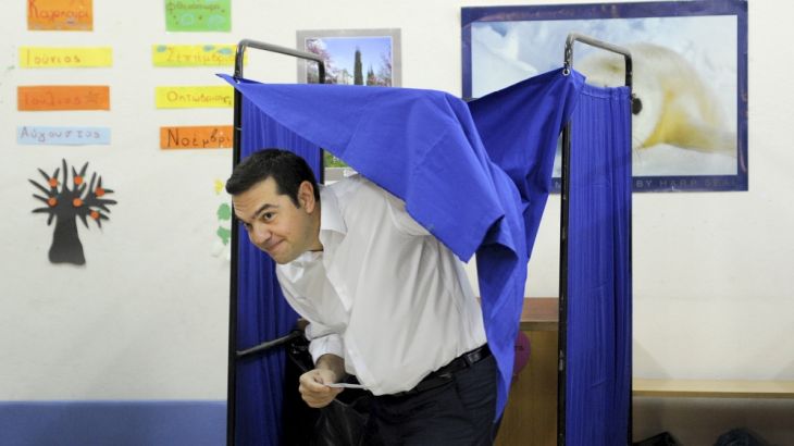 Syriza party Tsipras holds his ballot