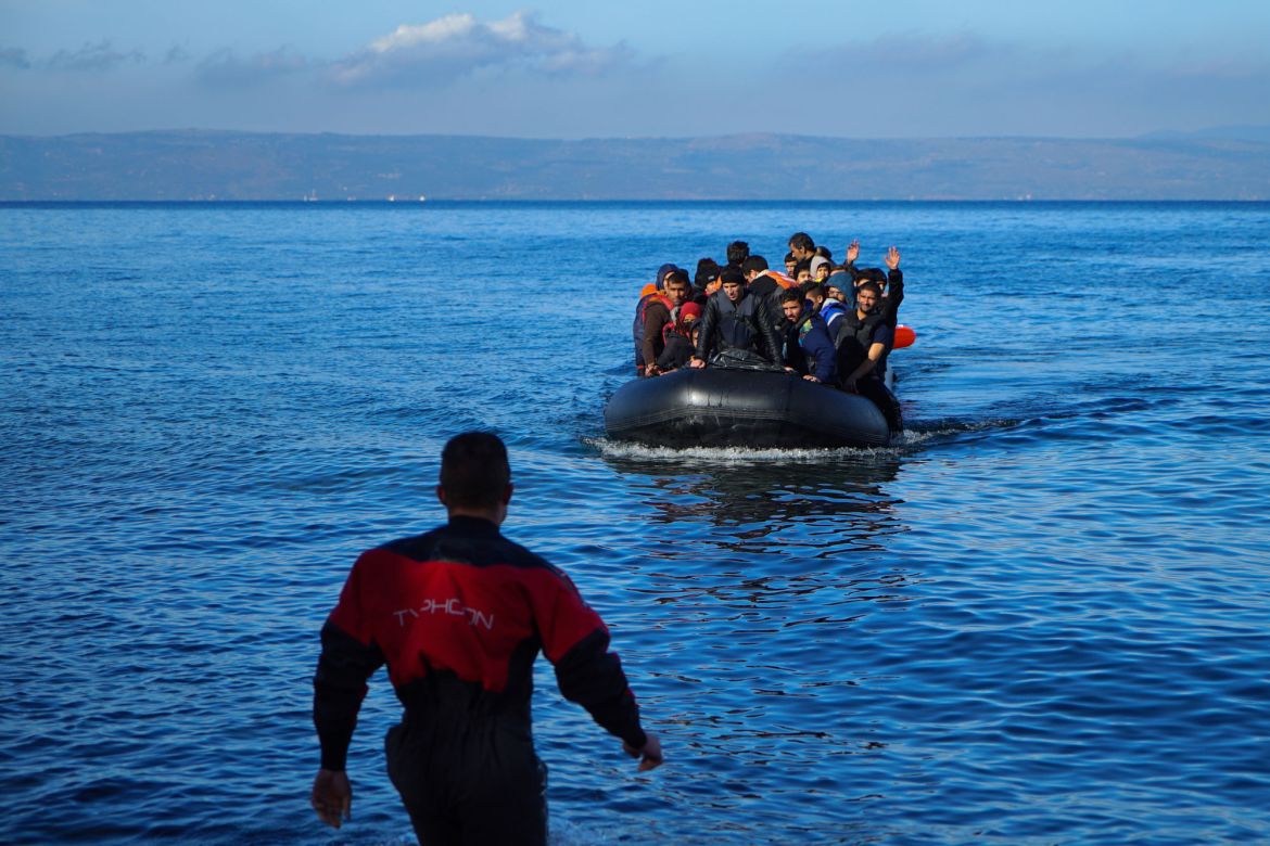 Lesbos Boats/ [Sorin Furcoi/Al Jazeera]