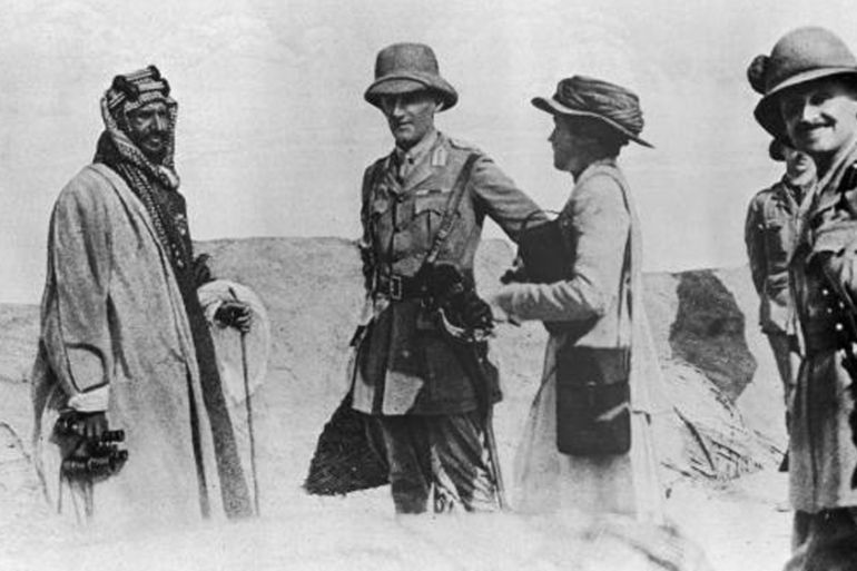 Sir Percy Cox and famed adventurer and explorer Gertrude Bell speaking with an Arab leader during a visit to Mesopotamia [Getty]