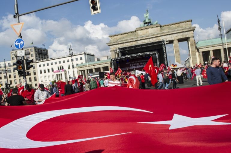 Protest against Bundestag''s planned Armenian Genocide resolution