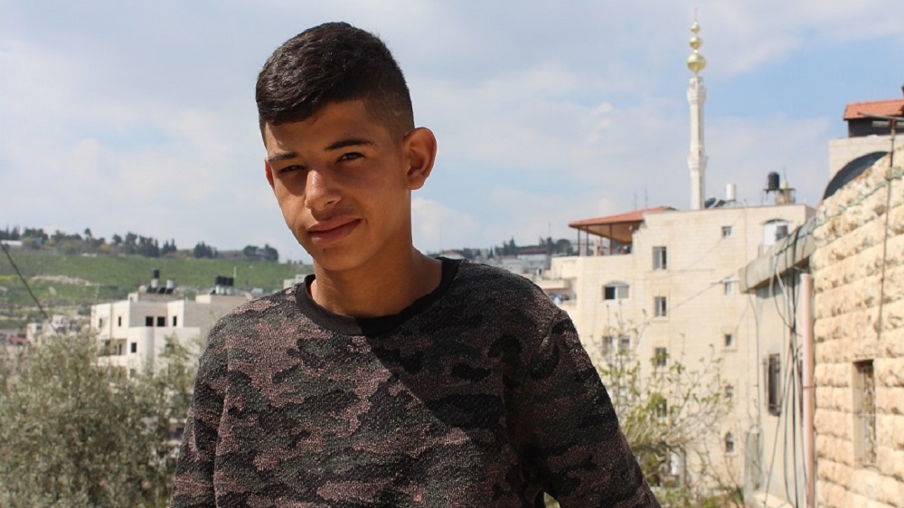  Ahmed, 15, permanently lost vision in his right eye after he was shot with a rubber-bullet by an Israeli border guard in December 2016 [Nigel Wilson/Al Jazeera]