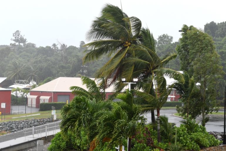 Cyclone Debbie approaches Queensland
