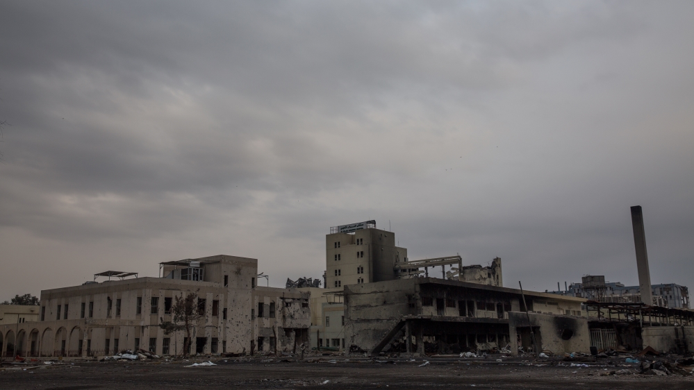 Salam Hospital in Mosul was almost completely destroyed in heavy fighting between ISIL and government forces [John Beck/Al Jazeera] 