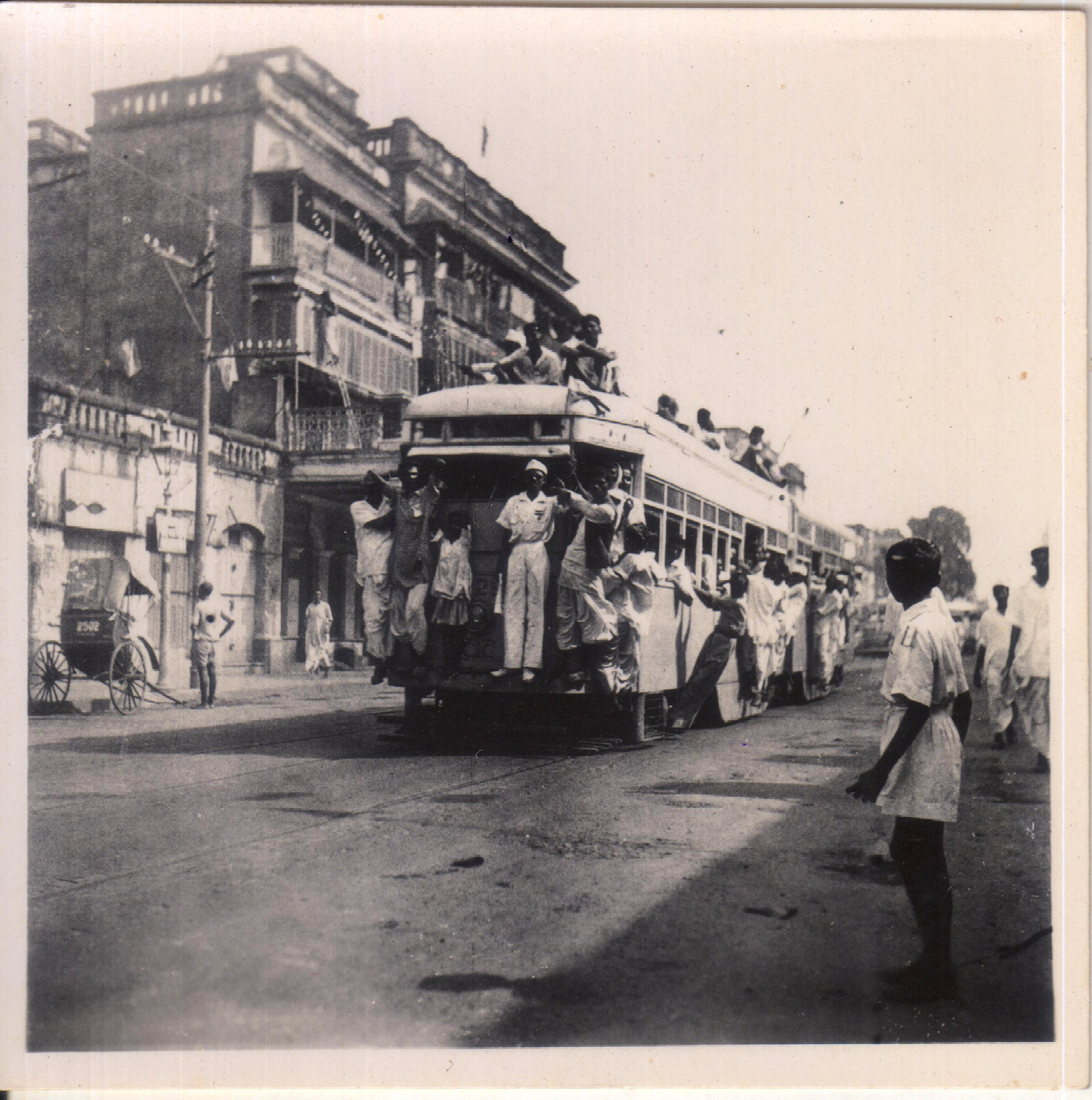 This photo depicts Kolkata in the 1950s [Courtesy: Moti Sing Srimal]