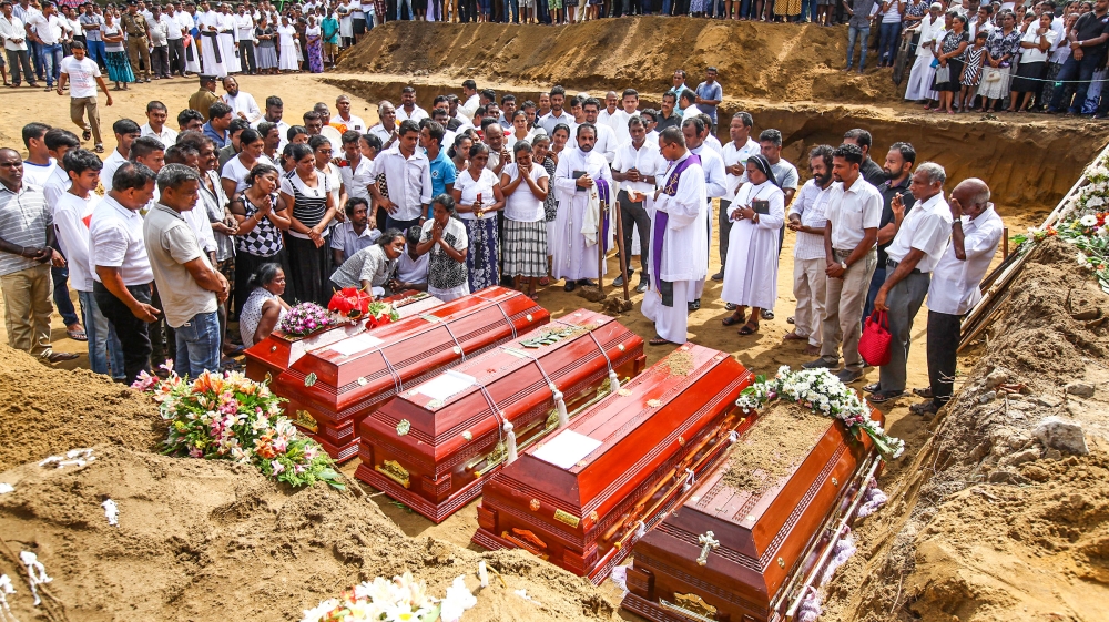 Funeral ceremonies were held in Negombo for the victims of the attacks [Chamila Karunarathne/Anadolu]