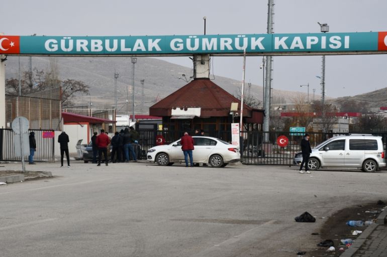 Turkey shuts border with Iran over coronavirus outbreak