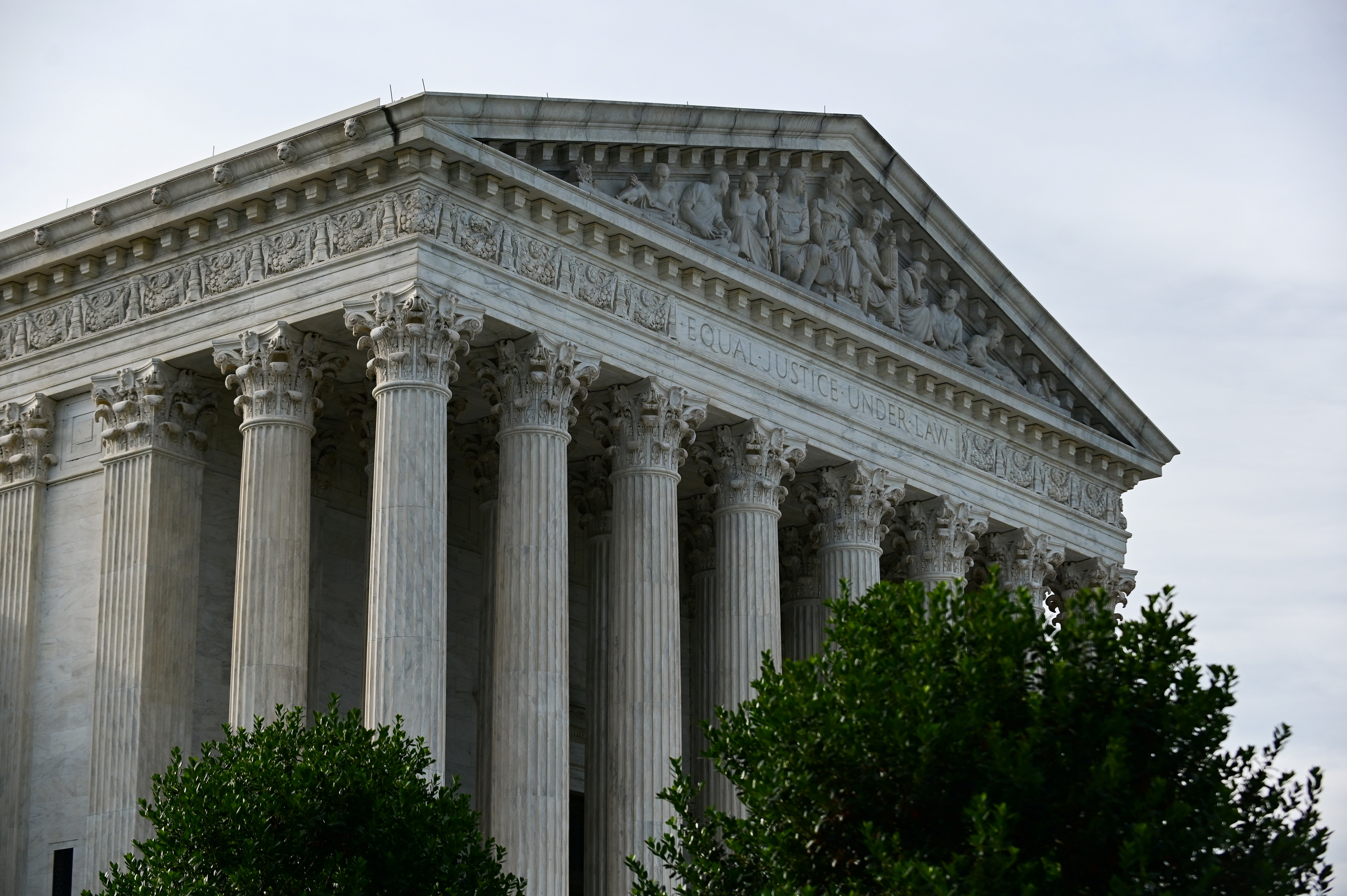 US Supreme Court rules against immigrants with temporary status