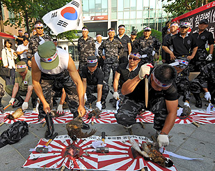 Japan-S Korea island row escalates | News | Al Jazeera