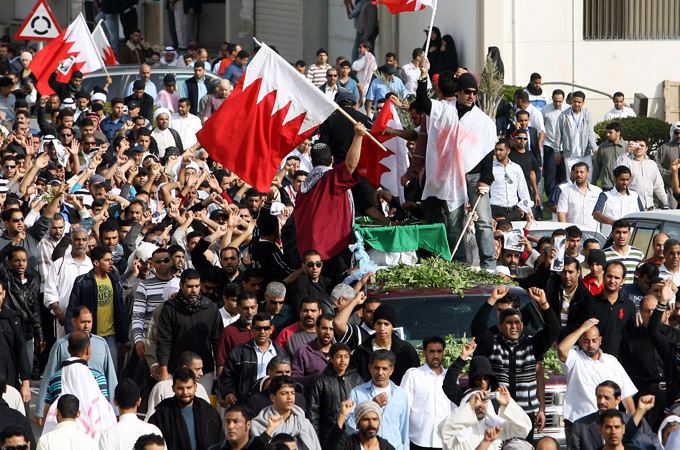 Bahrain protesters hold ground