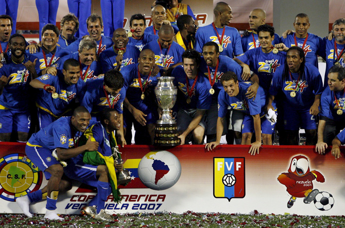 Kết quả hình ảnh cho brazil copa 2007