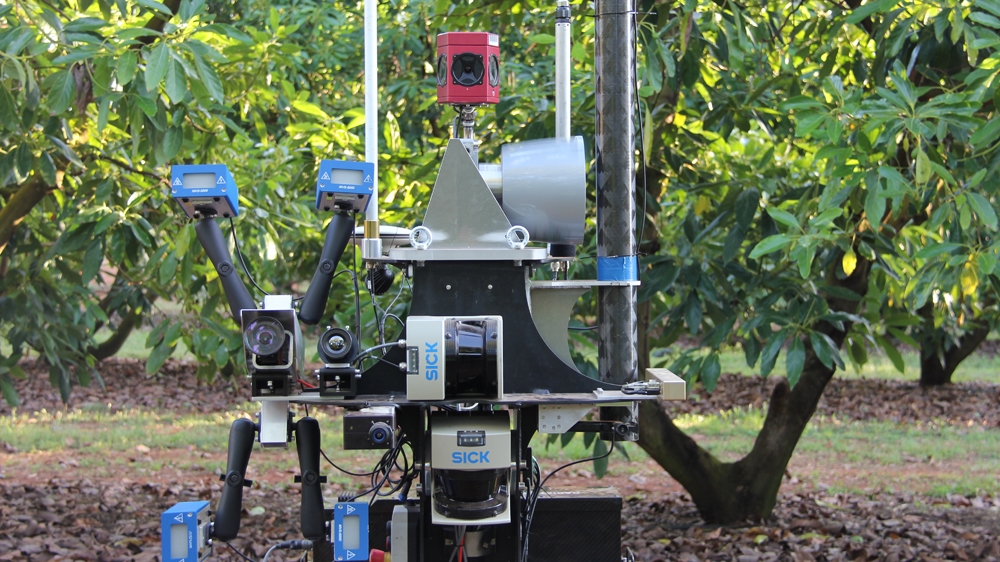 Robots Lending A Helping Hand On Australias Farms Australia Al Jazeera