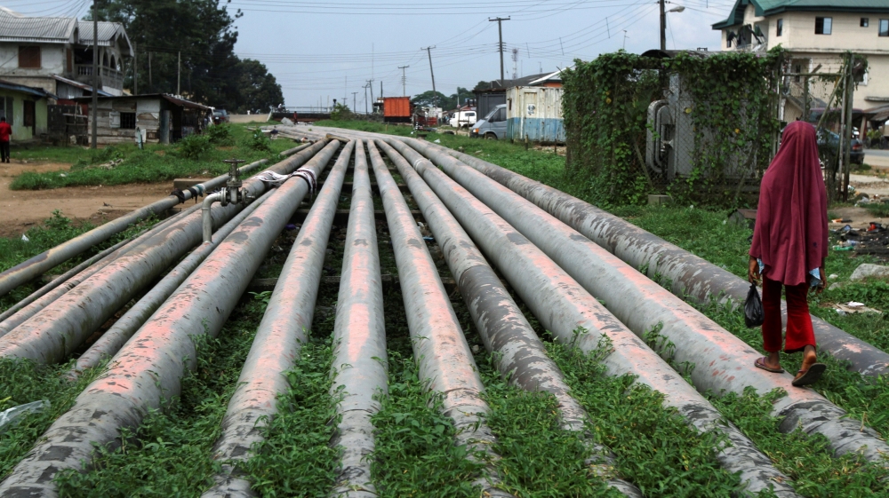 Niger Delta Avengers claims attack on Nembe pipeline in restive Delta region forcing drop in production, officials say.