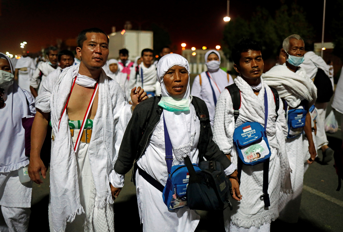 Pilgrims from Indonesia arrive at the plains of Arafat on the eve of the annual Hajj pilgrimage. [Zohra Bensemra/Reuters]