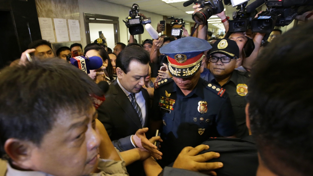 Philippines: Senator critical of Duterte arrested