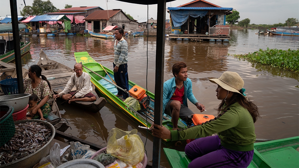 Officials to meet on Mekong crisis as fishing communities suffer - Al Jazeera English