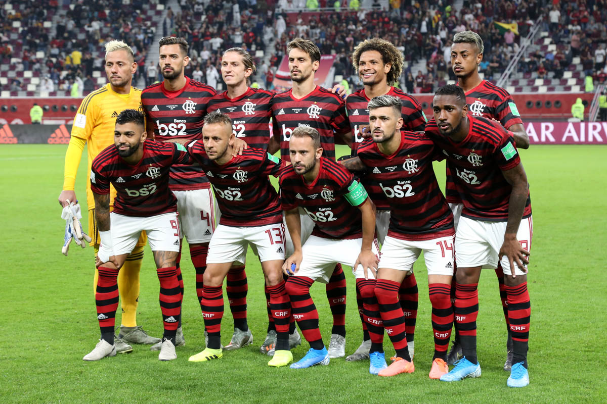 Flamengo players pose for a group photo before the match. [Showkat Shafi/Al Jazeera]