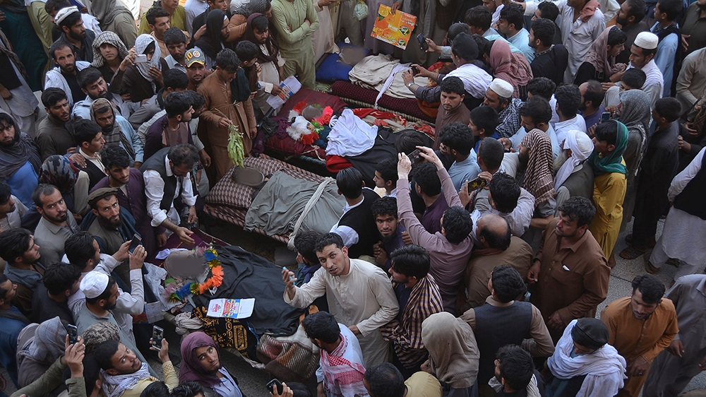 Afghan people protest over killing of civilians in a night raid [Mohammad Anwar Danishyar/AP]