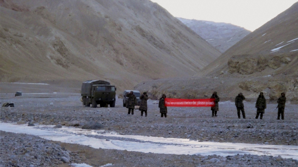 India, China want to solve border dispute 'peacefully': Statement - Al Jazeera English