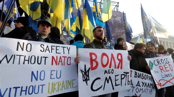 'No capitulation': Ukrainians rally before Russia summit