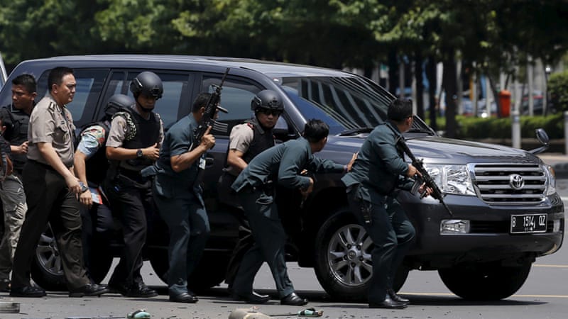 Police locked down the Sarinah area in downtown Jakarta, which was hit by several explosions [Darren Whiteside/Reuters]
