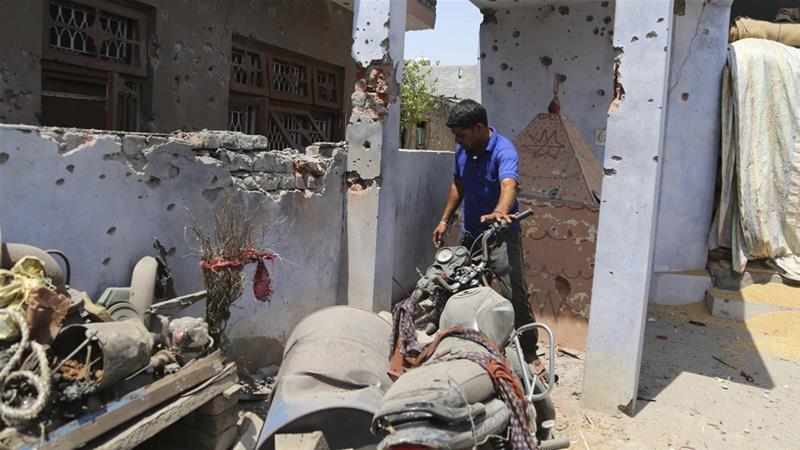 India-Pakistan cross-border shelling hits Kashmir | News | Al Jazeera