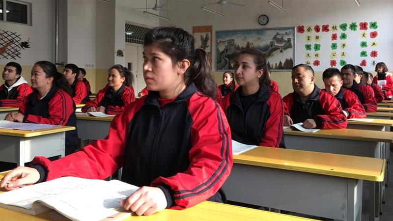 Çin hak ihlallerini reddetti ve Uygur azınlığına 'mesleki eğitim' sunduğunu söyledi [Ben Blanchard / Reuters]