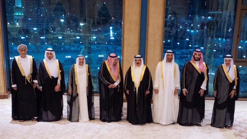 GCC leaders pose for a photo during the GCC summit in Mecca, Saudi Arabia on May 30, 2019 [Bandar Algaloud/Courtesy of Saudi Royal Court/ via Reuters]