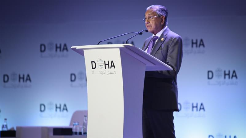 Malaysian Prime Minister Mahathir Mohamad speaks at the 19th Doha Forum in Doha, Qatar [Anadolu Agency]