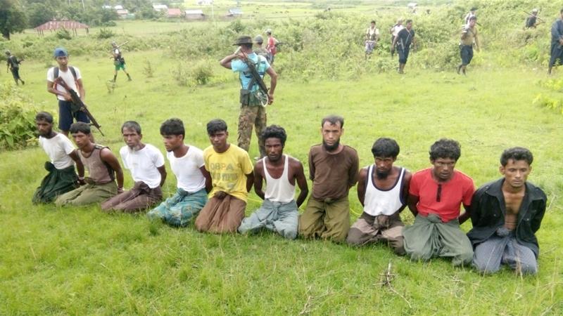 US slaps sanctions on Myanmar army chief over Rohingya abuses