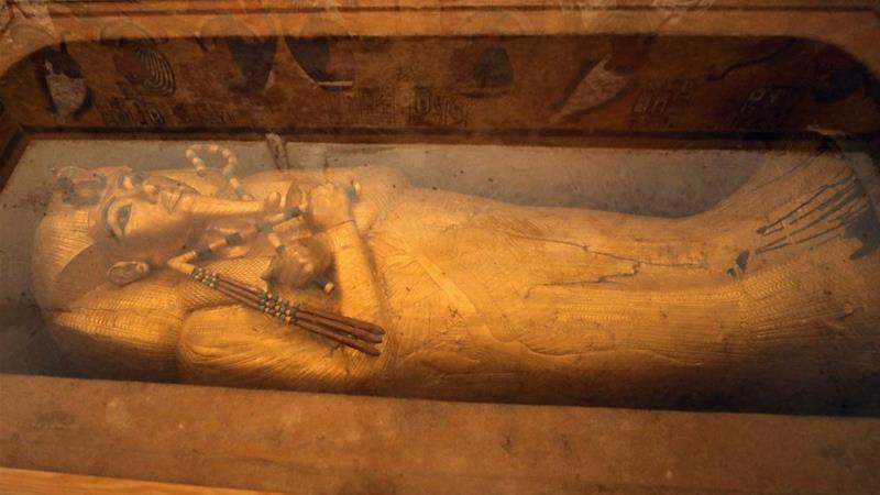 Egypt begins restoring King Tutankhamun's golden coffin 