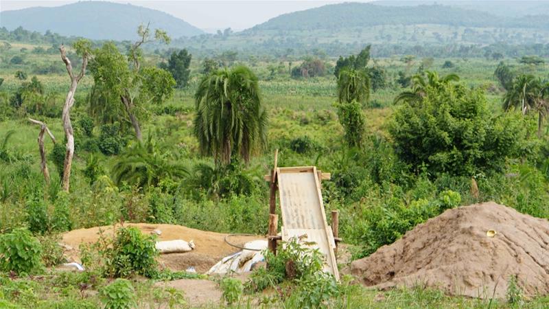This small-scale gold processing centre in Uganda is one of a growing number that seems to be left out of the country's gold boom [Alice McCool/Al Jazeera] 