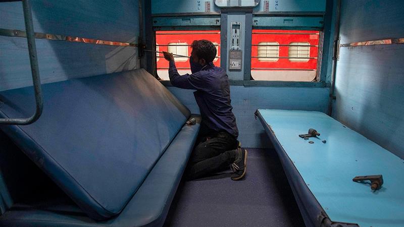В Индии железнодорожные вагоны переоборудуют в палаты для больных COVID-19
